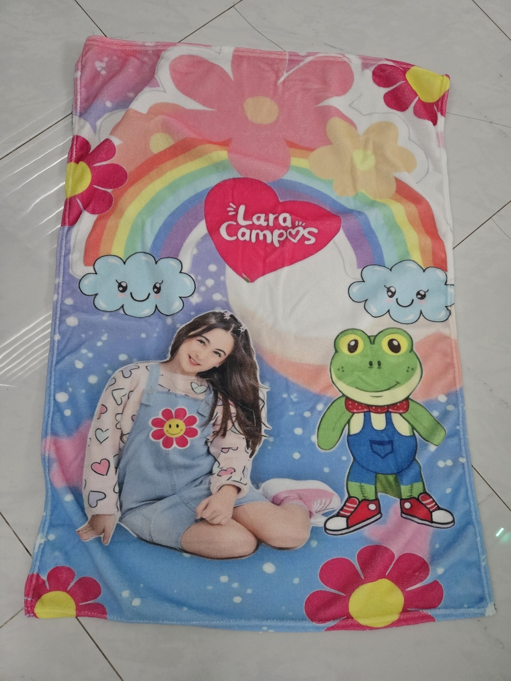 Kids Rainbow Frog Pajama Blanket - Pink & Blue